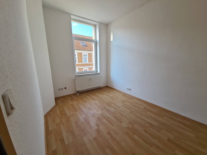 2 Raumwohnung mit Dusche im 2. OG in Köthen 2 zimmer