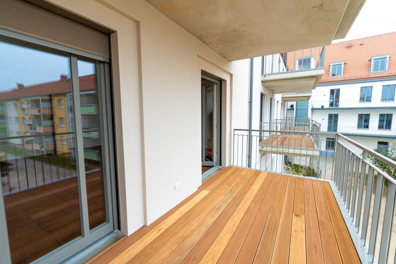 Etagenwohnung Frankfurt (Oder) - 2 Zimmer, 77 m&sup2;, 1.077&euro; | Angebot:25323143