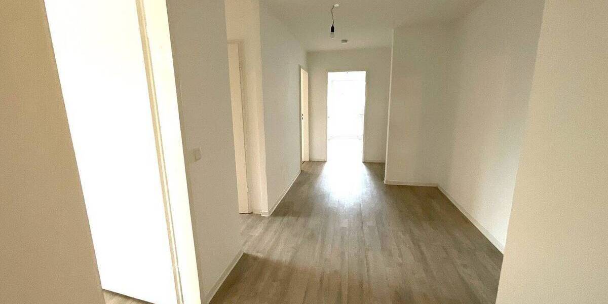 Etagenwohnung Nürnberg Langwasser - 3 Zimmer, 80 m&sup2;, 899&euro; | Angebot:26142632