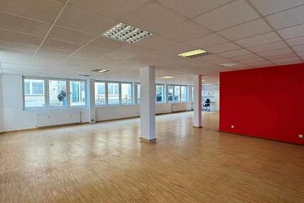 Gewerbeobjekt Villingen-Schwenningen Schwenningen - 1.560&euro; | Angebot:26104894