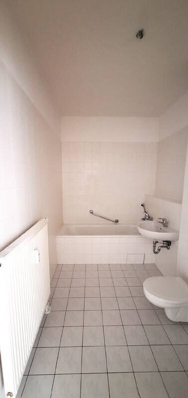 2-Zimmer Wohnung mit Wintergarten!