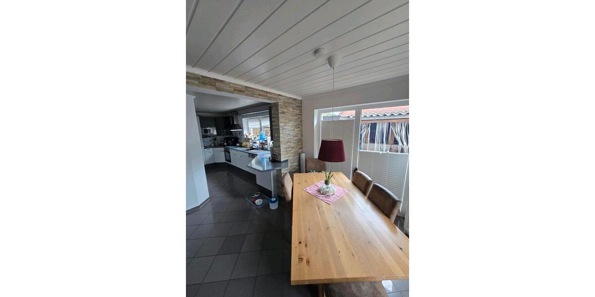 Erdgeschoßwohnung Celle Altencelle - 3 Zimmer, 90 m&sup2;, 850&euro; | Angebot:26689010