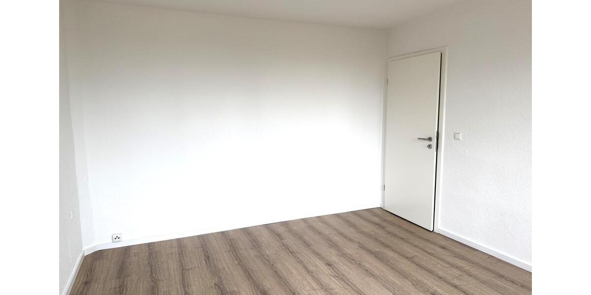 Dachgeschoßwohnung Möckern - 2 Zimmer, 43 m&sup2;, 300&euro; | Angebot:26587404