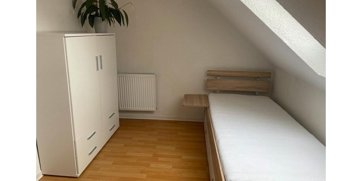Wohnen auf Zeit Essen Stadtbezirk IV - 1 Zimmer, 17 m&sup2;, 450&euro; | Angebot:26241489