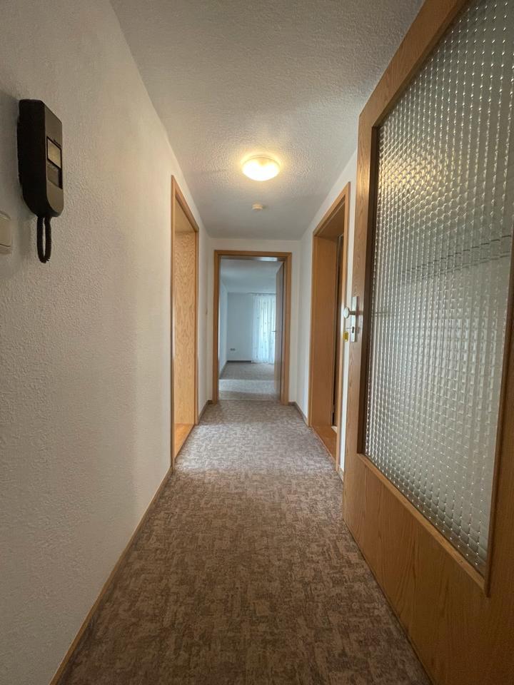 Helle 2-Zimmer-Dachgeschoßwohnung in Estenfeld
