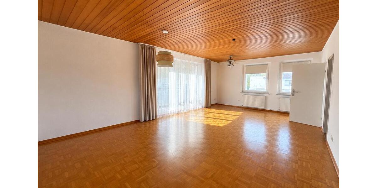 Etagenwohnung Geestland - 5 Zimmer, 121 m&sup2;, 1.200&euro; | Angebot:26626063