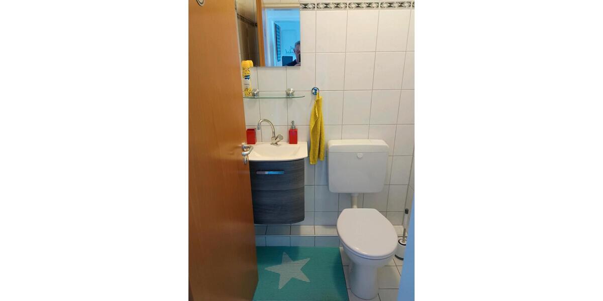Etagenwohnung Velbert Pöthen - 2.5 Zimmer, 66 m&sup2;, 600&euro; | Angebot:26650155