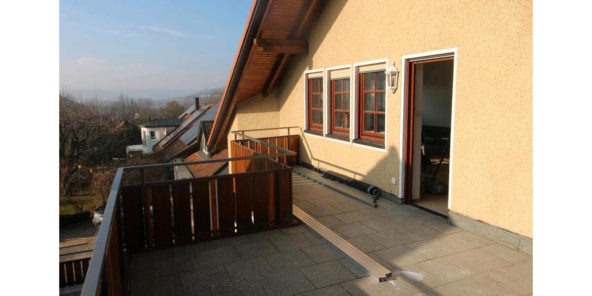 Dachgeschoßwohnung Igersheim - 3.5 Zimmer, 113 m&sup2;, 1.130&euro; | Angebot:24870124