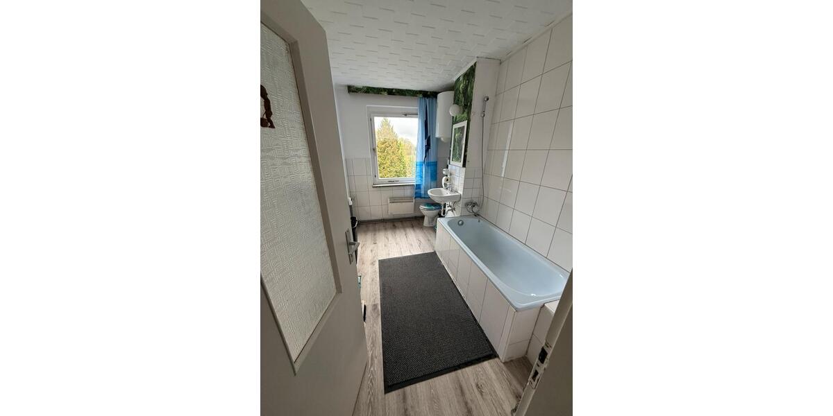 Etagenwohnung Bad Freienwalde (Oder) - 3 Zimmer, 66 m&sup2;, 400&euro; | Angebot:22358827