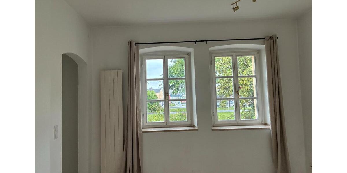 Etagenwohnung Amberg - 2 Zimmer, 100 m&sup2;, 950&euro; | Angebot:26644971