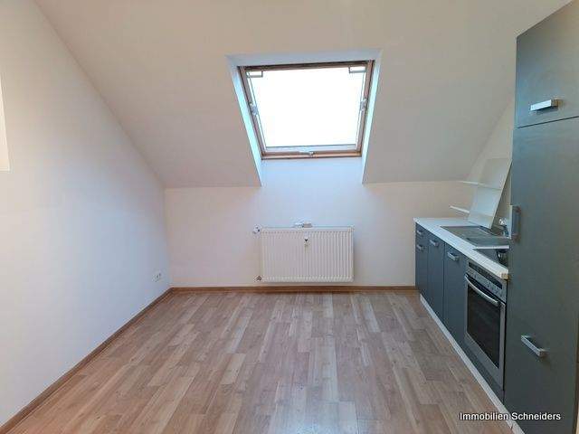 Etagenwohnung Mönchengladbach Hardterbroich - 1 Zimmer, 38 m&sup2;, 370&euro; | Angebot:26092598