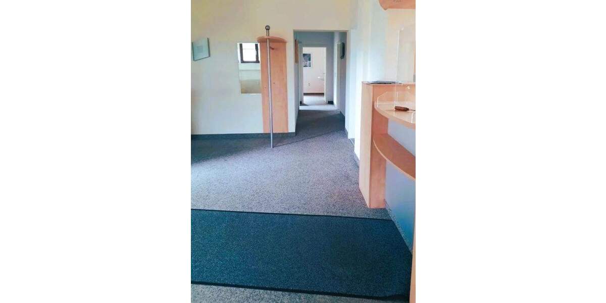 Gewerbeobjekt Meerane - 5 Zimmer, 110 m&sup2;, 595&euro; | Angebot:25770461