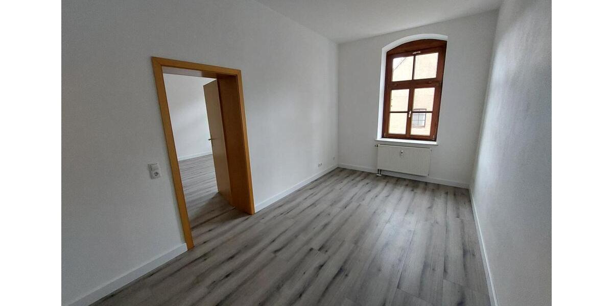 Etagenwohnung Roßwein - 3 Zimmer, 83 m&sup2;, 458&euro; | Angebot:23333830