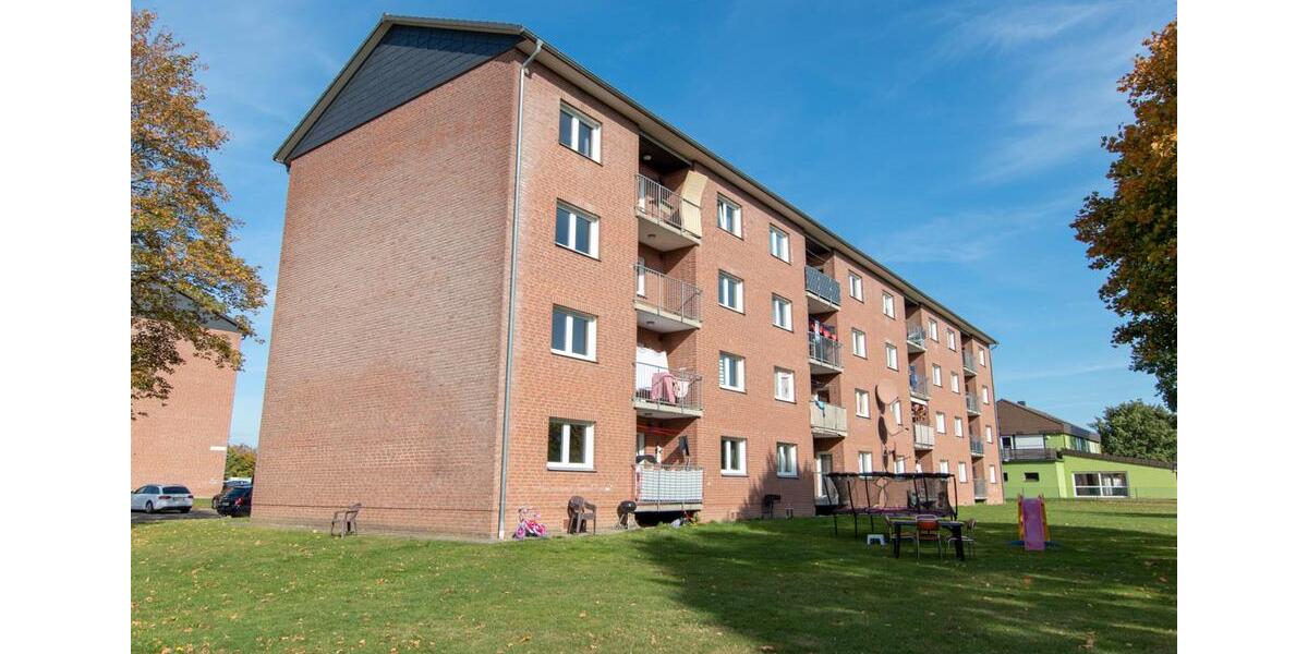 Hoch hinaus: Familienfreundliche 4-Zimmer-Wohnung im 3. OG zur Vermietung 4 zimmer