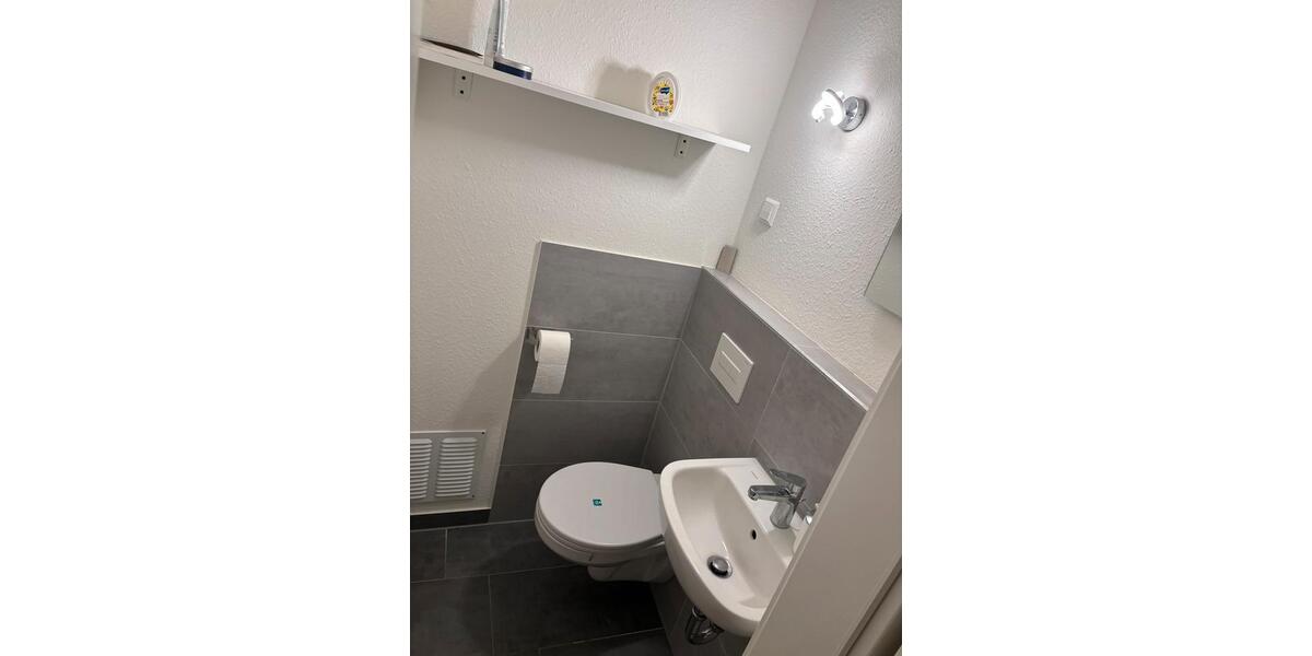 Wohnen auf Zeit Karlsruhe Hagsfeld - 12 Zimmer, 105 m&sup2;, 456&euro; | Angebot:26464266