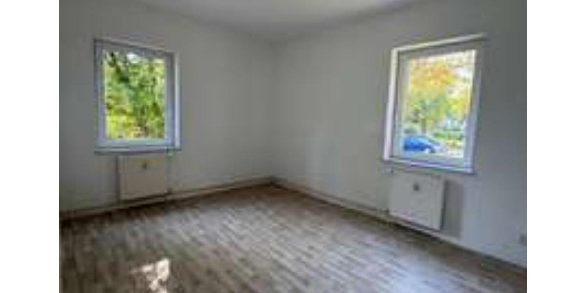 Erdgeschoßwohnung Merseburg - 3 Zimmer, 64 m&sup2;, 360&euro; | Angebot:23566837