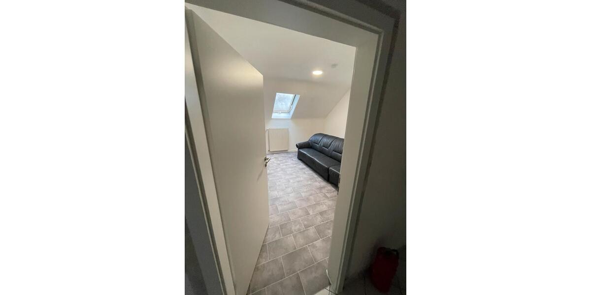 Wohnen auf Zeit Weiskirchen - 1 Zimmer, 15 m&sup2;, 240&euro; | Angebot:24182006