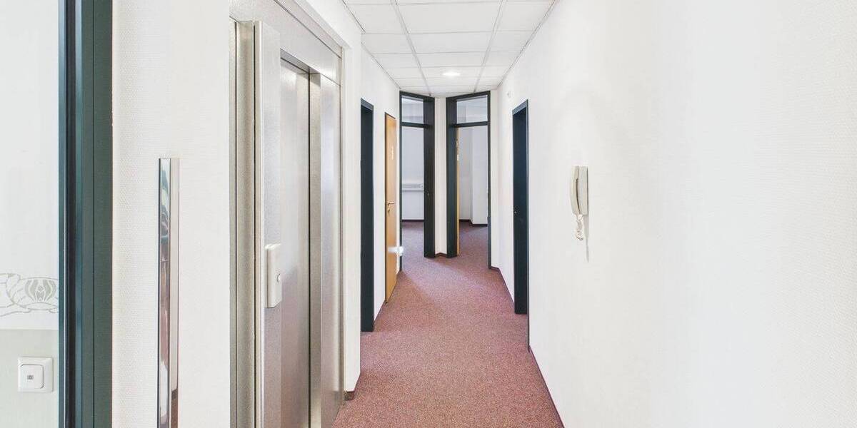 Gewerbeobjekt Eisenach - 5 Zimmer, 122 m&sup2;, 780&euro; | Angebot:25738085