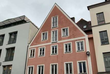 Wohnung Ingolstadt Altstadt Nordost - 4 Zimmer, 123 m&sup2;, 1.320&euro; | Angebot:26741505
