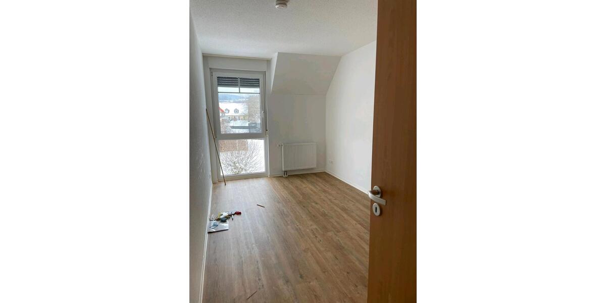 Doppelhaushälfte Kulmain - 6 Zimmer, 146 m&sup2;, 1.250&euro; | Angebot:24803866