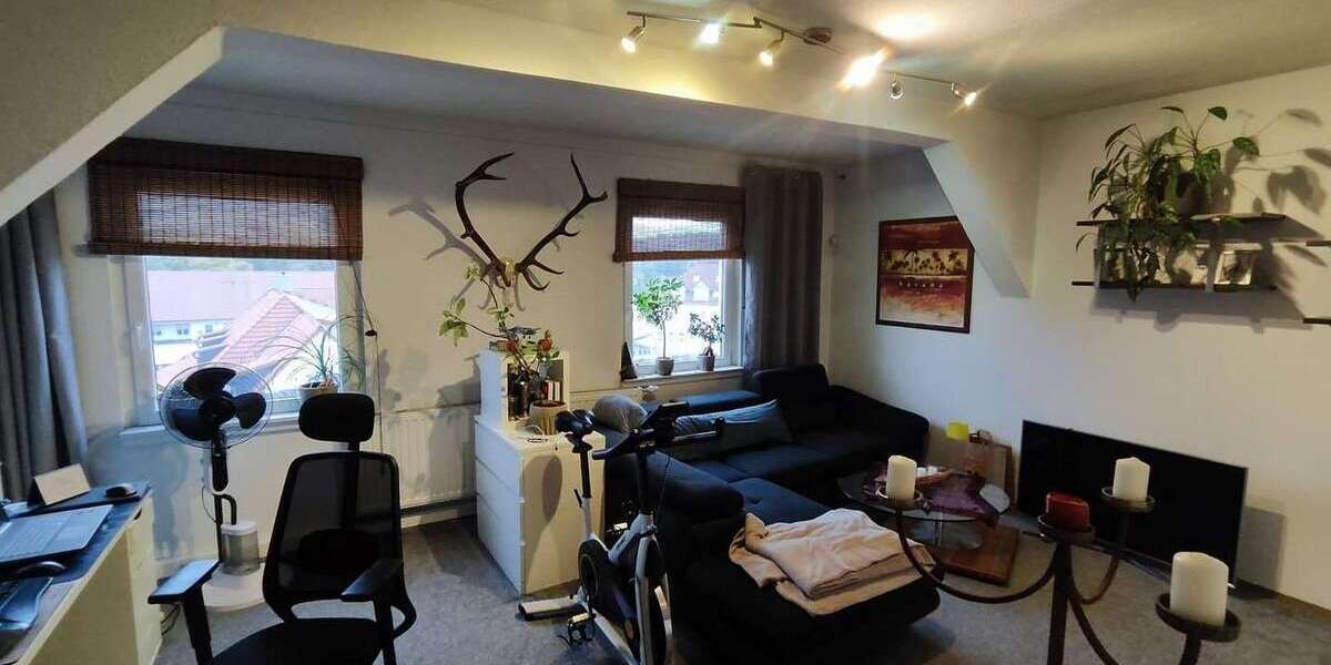 Wohnung zum Mieten in Hildburghausen 400 € 104.4 m² 5 zimmer