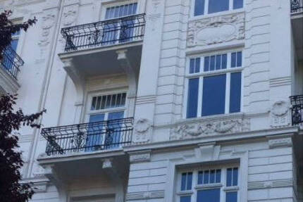 luxuriös. Untergeschoß: Büro + Wohnen elegant. weißer Jugendstil, nahe Klosterstern 5 zimmer