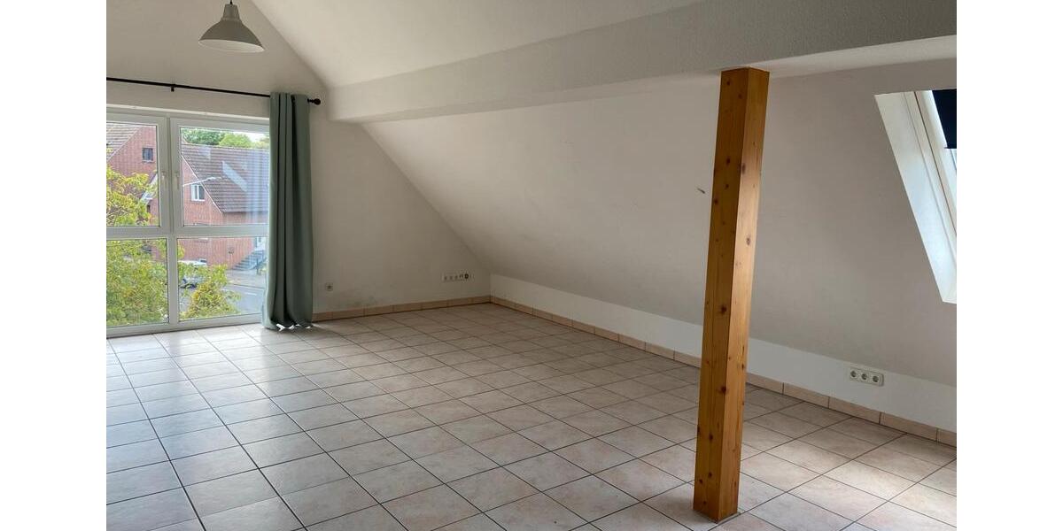 Dachgeschoßwohnung Mönchengladbach Ost - 1 Zimmer, 45 m&sup2;, 600&euro; | Angebot:26631245