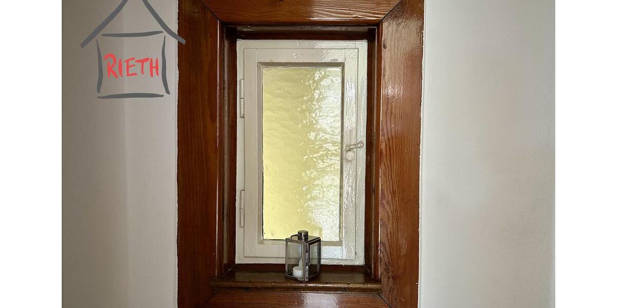 Etagenwohnung Ludwigsburg - 4 Zimmer, 130 m&sup2;, 1.440&euro; | Angebot:26004783