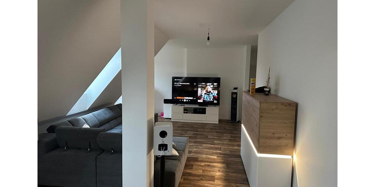 Dachgeschoßwohnung Sangerhausen - 3 Zimmer, 110 m&sup2;, 875&euro; | Angebot:24677906