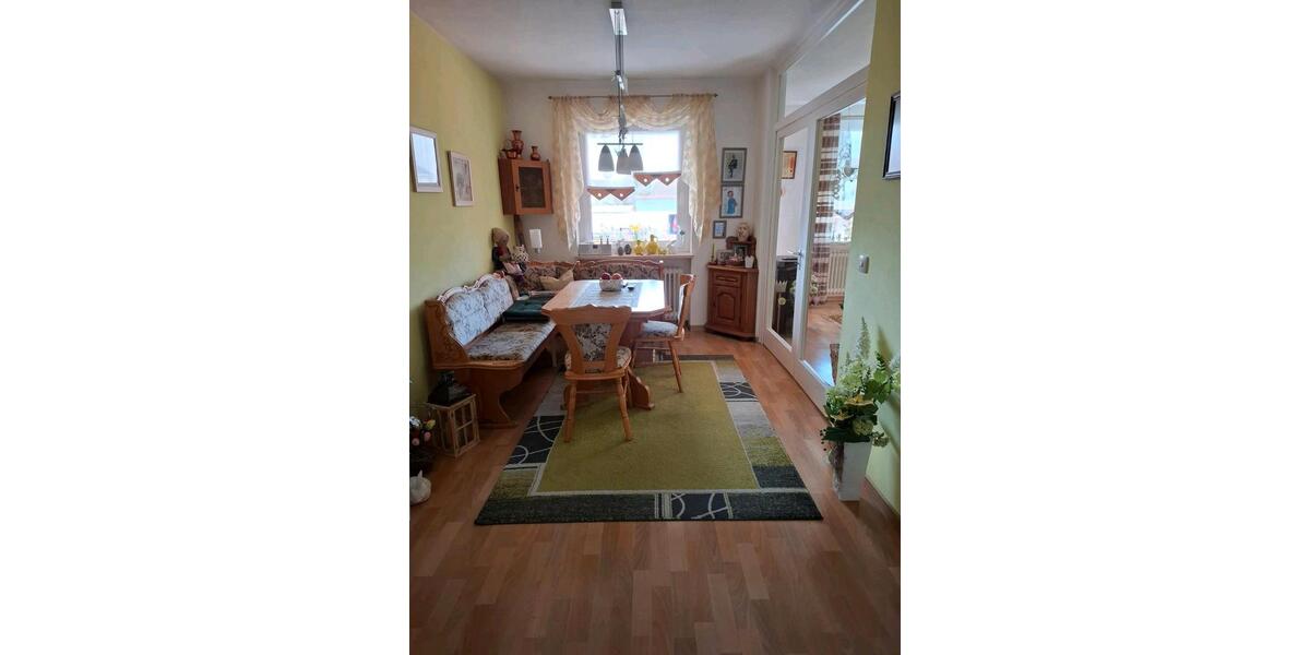 Erdgeschoßwohnung Pressig - 3 Zimmer, 77 m&sup2;, 535&euro; | Angebot:25965304