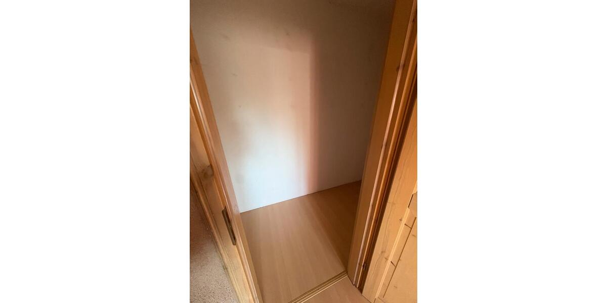 Etagenwohnung Lehrte - 4 Zimmer, 102 m&sup2;, 900&euro; | Angebot:25179397