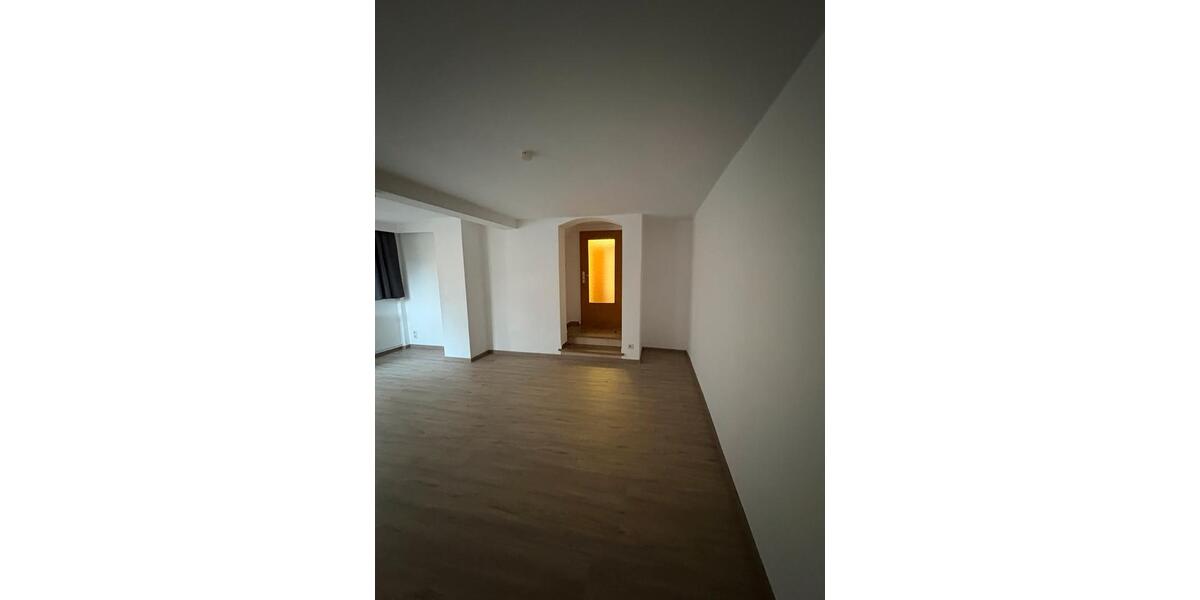 Erdgeschoßwohnung Ellrich - 2 Zimmer, 73 m&sup2;, 500&euro; | Angebot:25455061