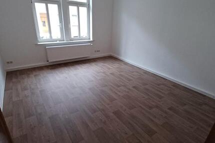 Wohnung Schmölln - 2 Zimmer, 47 m&sup2;, 299&euro; | Angebot:26087140