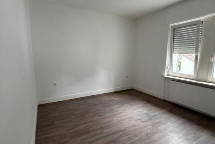 Wohnung Frankfurt am Main Sossenheim - 3 Zimmer, 80 m&sup2;, 1.250&euro; | Angebot:26547099