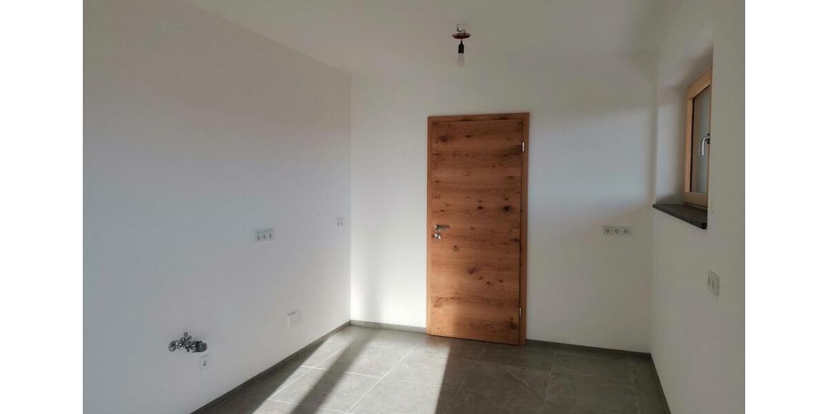 Etagenwohnung Geiselhöring - 3 Zimmer, 104 m&sup2;, 1.000&euro; | Angebot:26604796