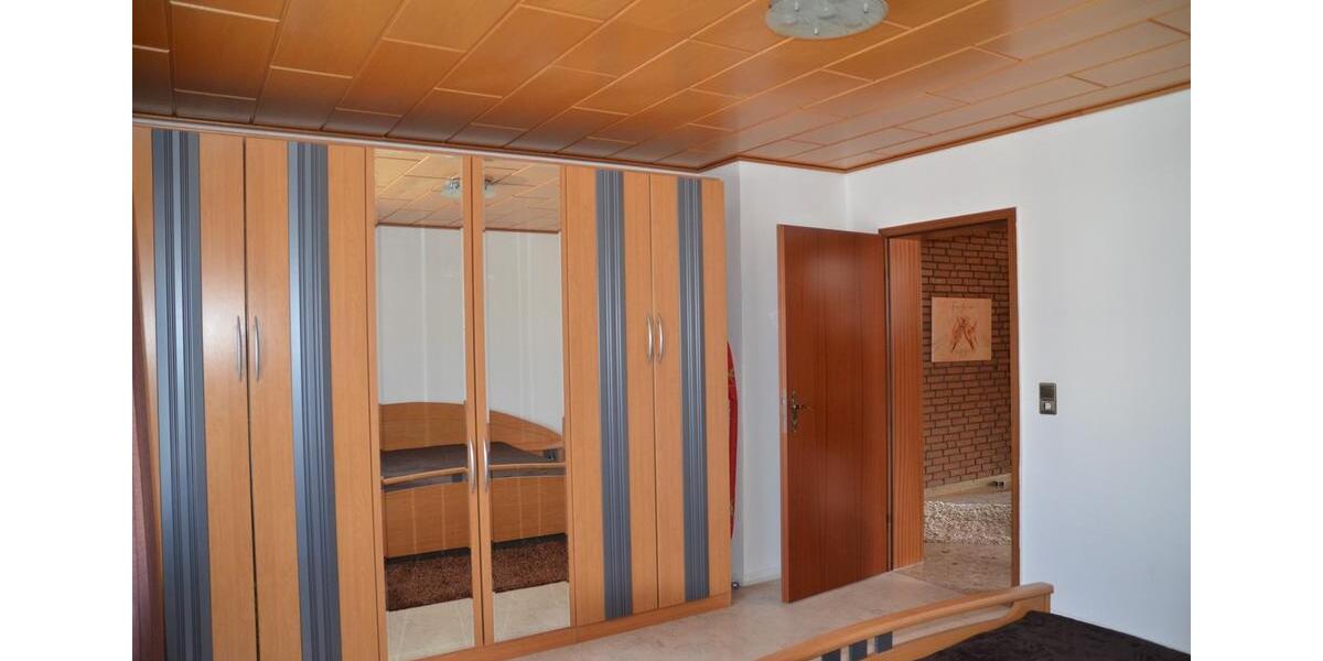 Villa Peine Südstadt - 6 Zimmer, 190 m&sup2;, 1.800&euro; | Angebot:25131392