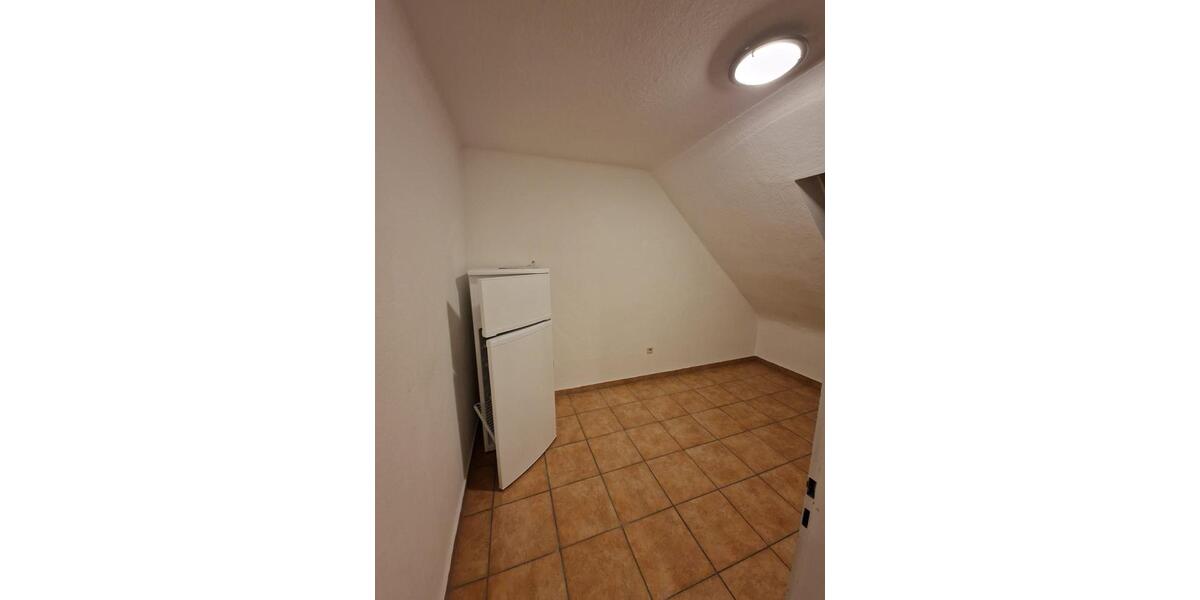 Dachgeschoßwohnung Blieskastel - 2 Zimmer, 46 m&sup2;, 330&euro; | Angebot:25646998