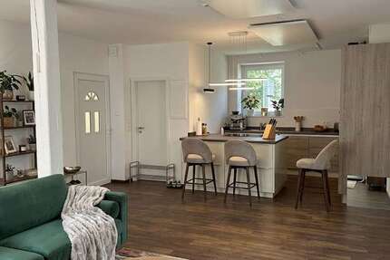 Wohnung Stuttgart Stuttgart-West - 2 Zimmer, 68 m&sup2;, 1.170&euro; | Angebot:27071779