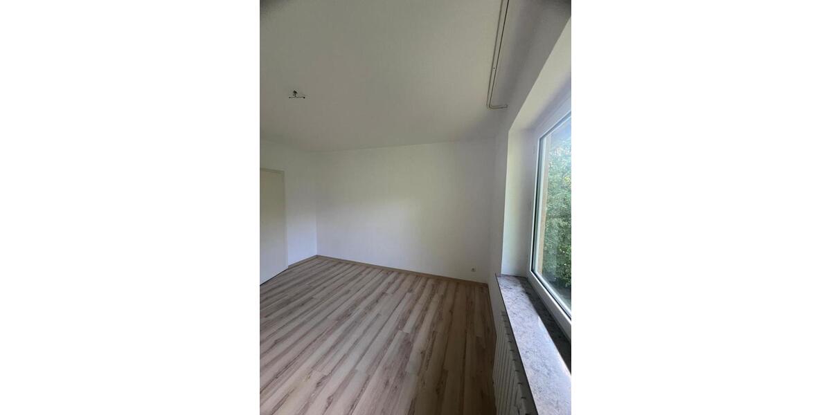 Etagenwohnung Gelsenkirchen Gelsenkirchen-Mitte - 3 Zimmer, 62 m&sup2;, 450&euro; | Angebot:26498536