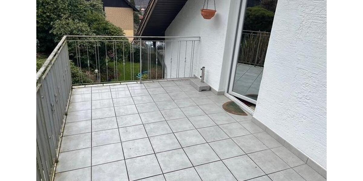 Dachgeschoßwohnung Eberbach - 4 Zimmer, 124 m&sup2;, 1.050&euro; | Angebot:25648733