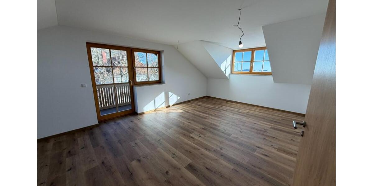 Etagenwohnung Sankt Oswald-Riedlhütte Riedlhütte - 3 Zimmer, 113 m&sup2;, 1.020&euro; | Angebot:25419408