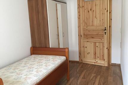 Wohnen auf Zeit Köthen (Anhalt) - 1 Zimmer, 15 m&sup2;, 300&euro; | Angebot:26050311