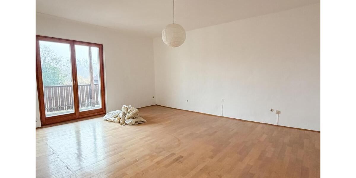 Maisonettenwohnung Tittmoning - 9 Zimmer, 300 m&sup2;, 1.900&euro; | Angebot:25851402