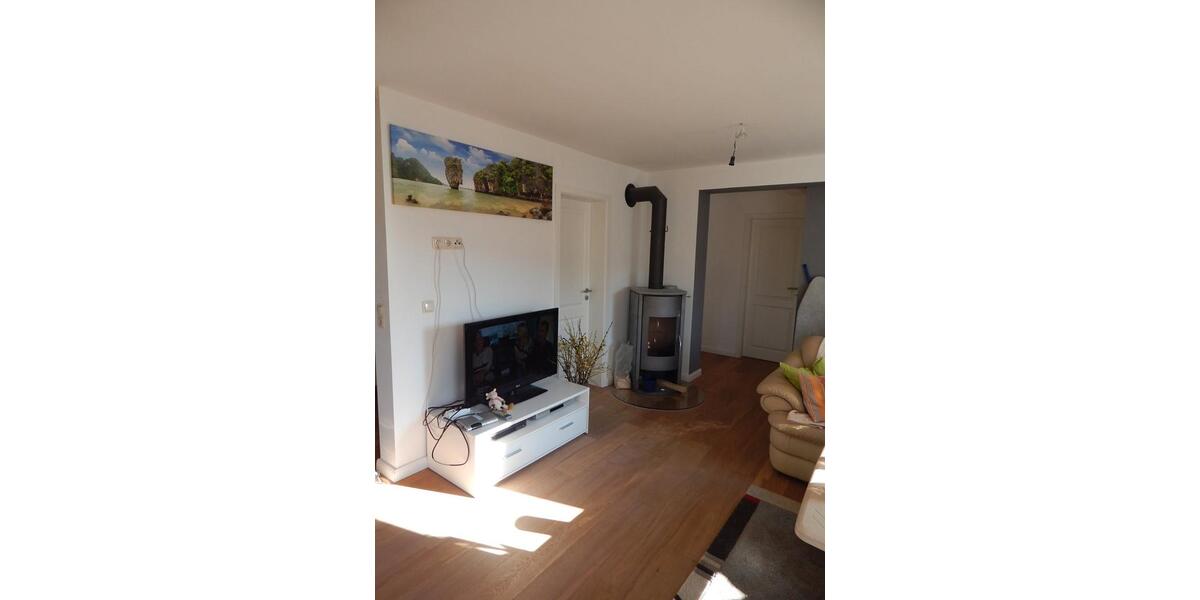 Dachgeschoßwohnung Sellin - 3 Zimmer, 95 m&sup2;, 1.100&euro; | Angebot:26637146