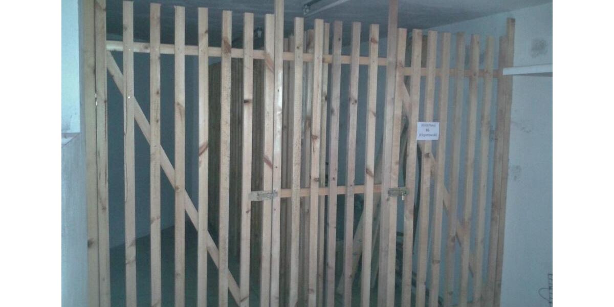 Etagenwohnung Helbra - 2 Zimmer, 57 m&sup2;, 300&euro; | Angebot:25901584