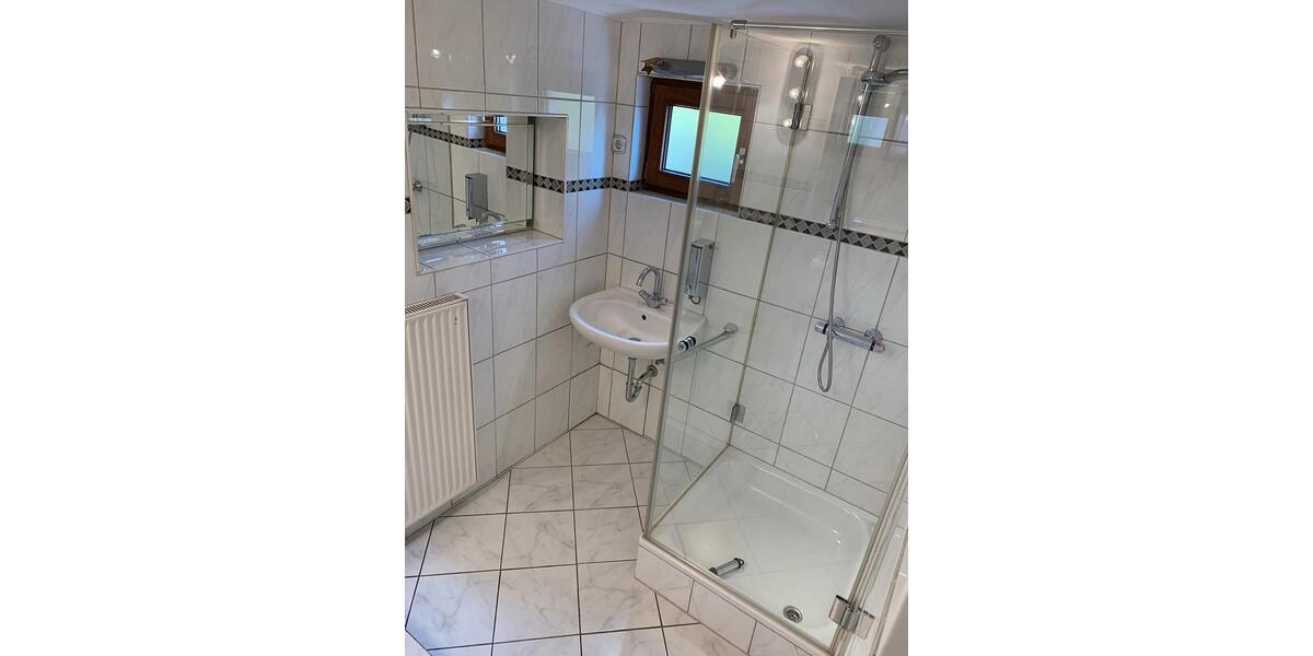 Wohnen auf Zeit Siegen Dillnhütten - 1 Zimmer, 19 m&sup2;, 270&euro; | Angebot:26555341