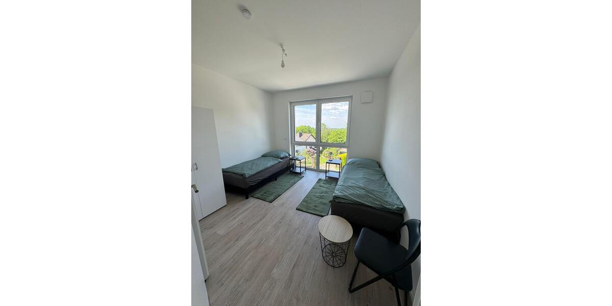 Wohnen auf Zeit Köln Porz - 5 Zimmer, 160 m&sup2;, 24&euro; | Angebot:24423819