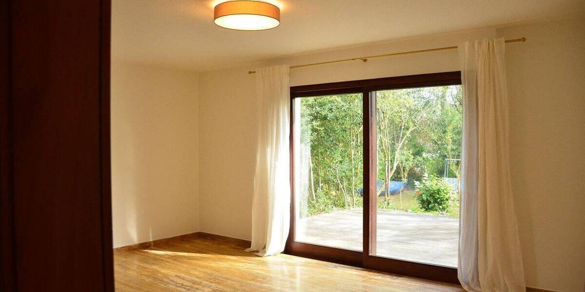 Einfamilienhaus Bammental - 7 Zimmer, 150 m&sup2;, 2.100&euro; | Angebot:26140719