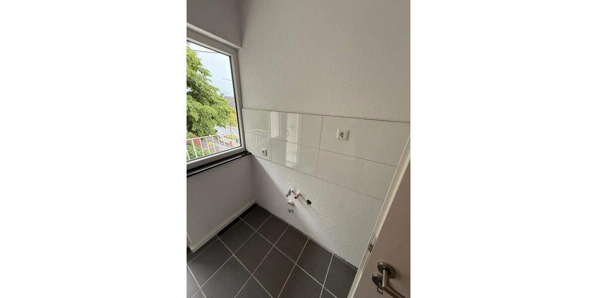 Etagenwohnung Hückelhoven - 4 Zimmer, 90 m&sup2;, 1.000&euro; | Angebot:26622651