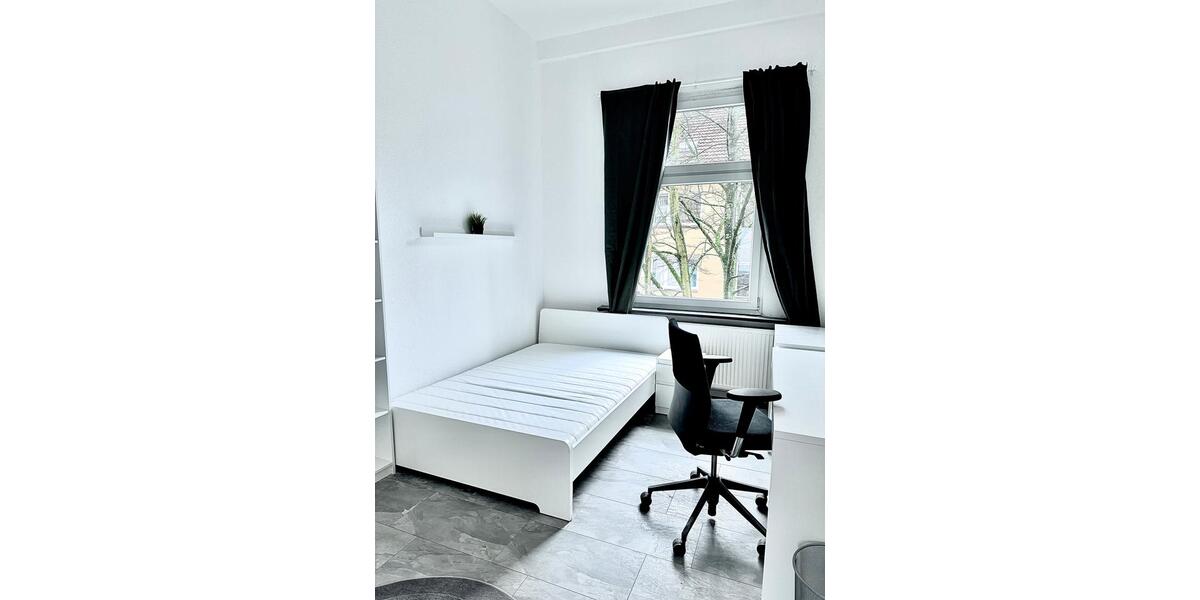 Wohnen auf Zeit Essen Huttrop - 5 Zimmer, 120 m&sup2;, 550&euro; | Angebot:25230036